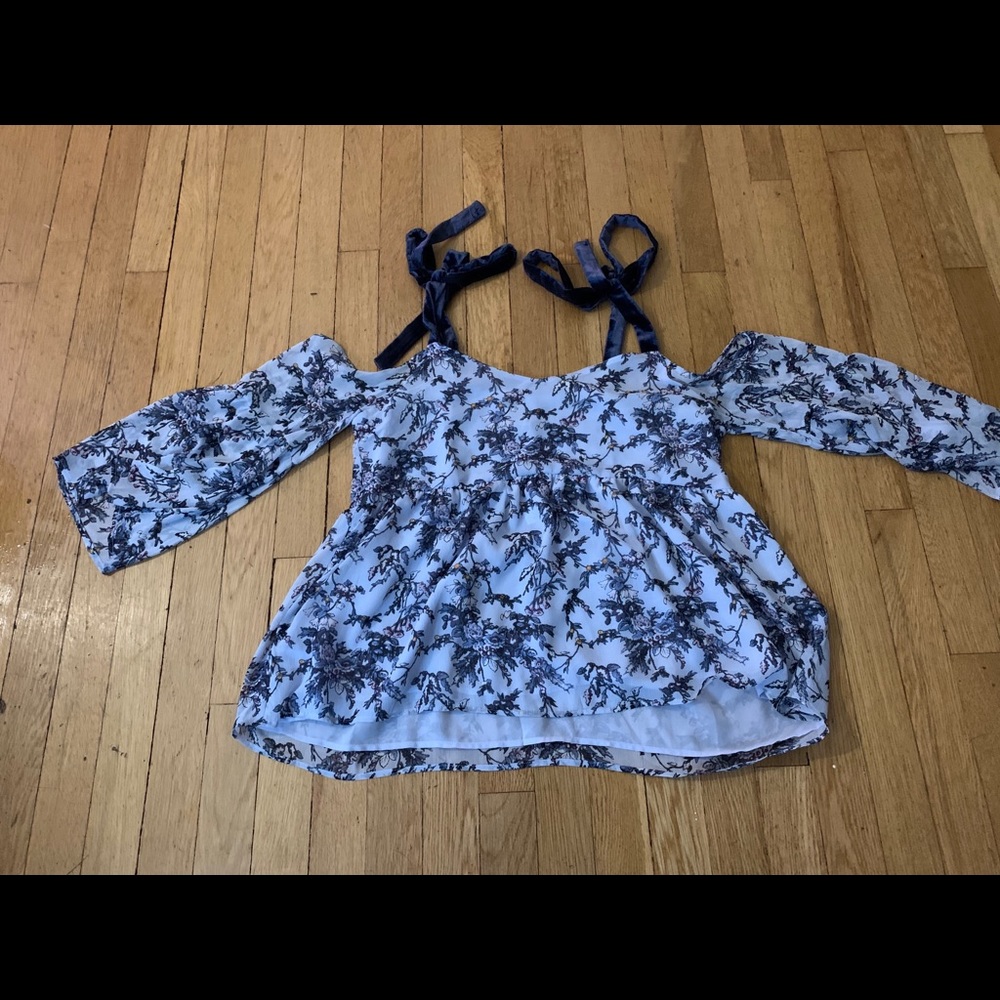 Loft blue floral top